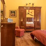 Guesthost - The House Of Harry Potter And A Story