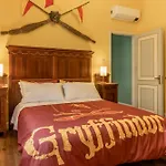 Guesthost - The House Of Harry Potter And A Story Ferrara