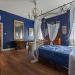 Guesthost - The House Of Harry Potter And A Story Apartment *