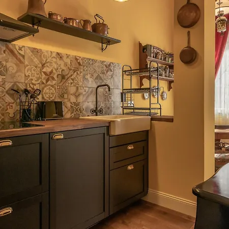 The House Of Harry Potter And A Story Apartment Ferrara