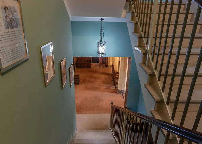 Guesthost - The House Of Harry Potter And A Story Ferrara