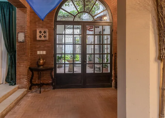 Guesthost - The House Of Harry Potter And A Story Ferrara