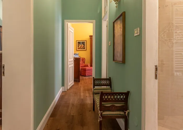 Guesthost - The House Of Harry Potter And A Story