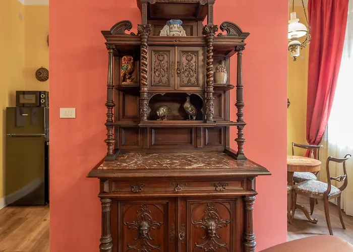 Guesthost - The House Of Harry Potter And A Story Apartment